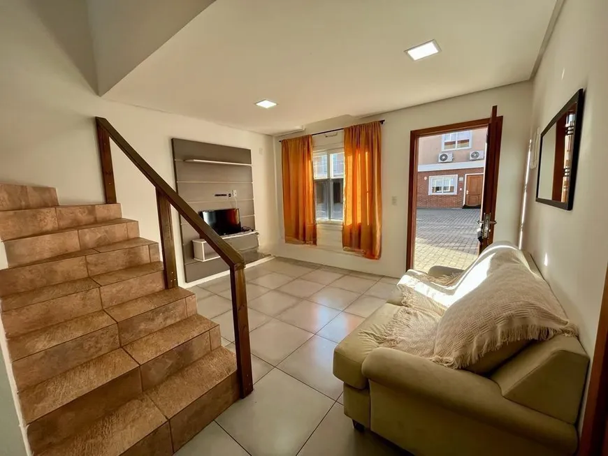 Foto 1 de Casa de Condomínio com 4 Quartos à venda, 138m² em Vila Maggi, Canela