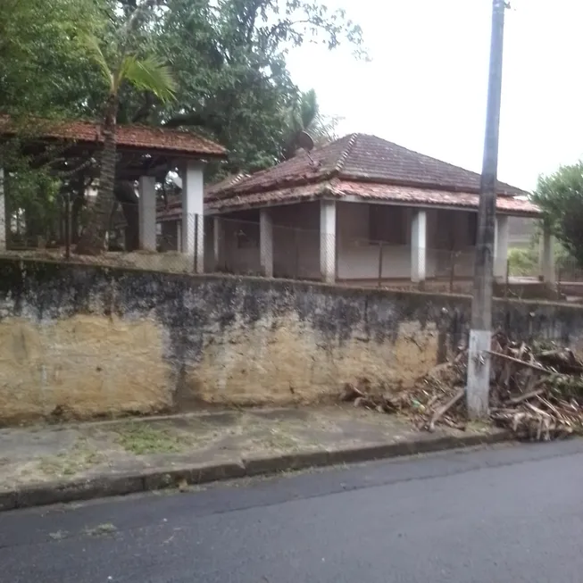 Foto 1 de Casa com 3 Quartos à venda, 250m² em CENTRO, Águas de São Pedro