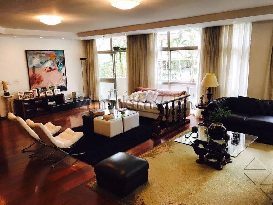 Foto 1 de Apartamento com 3 Quartos à venda, 270m² em Higienópolis, São Paulo