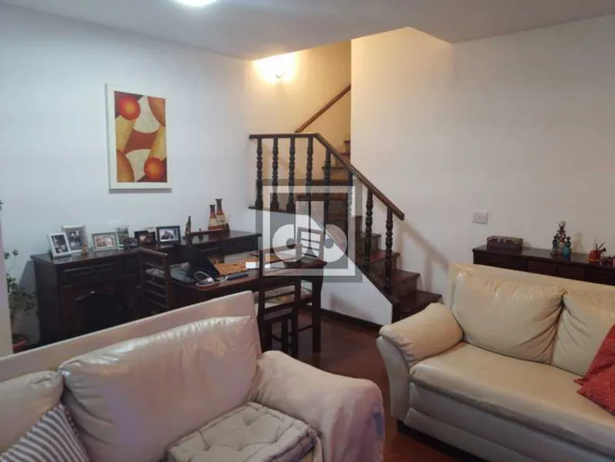 Foto 1 de Casa de Condomínio com 2 Quartos à venda, 150m² em Portuguesa, Rio de Janeiro