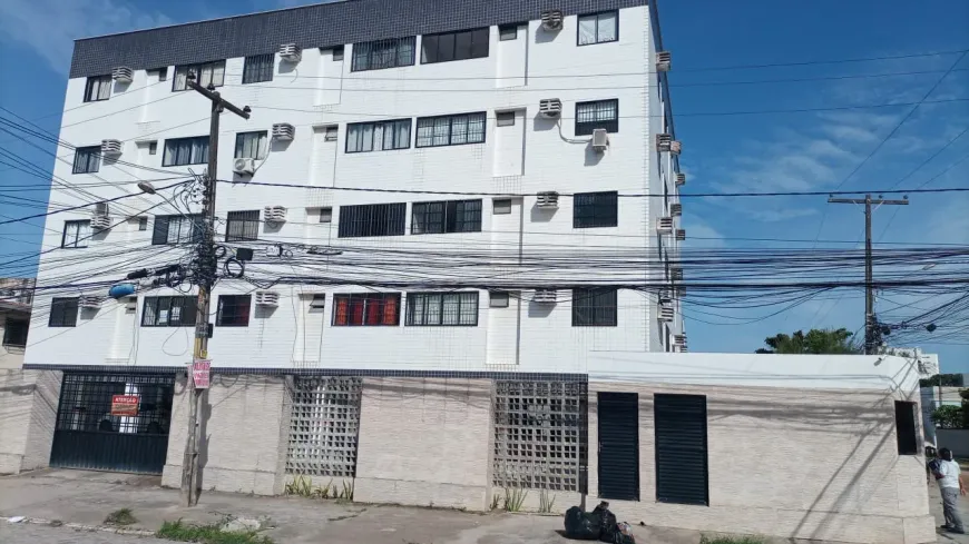 Foto 1 de Apartamento com 2 Quartos à venda, 65m² em Jardim Atlântico, Olinda