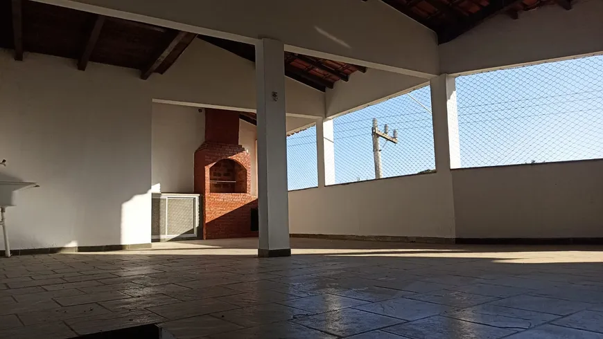 Foto 1 de Casa com 3 Quartos para alugar, 140m² em Balneario São Pedro, São Pedro da Aldeia