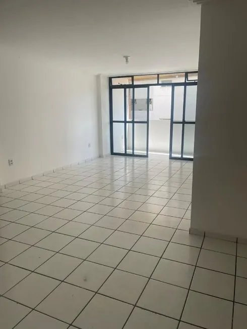 Foto 1 de Apartamento com 4 Quartos à venda, 160m² em Cabo Branco, João Pessoa