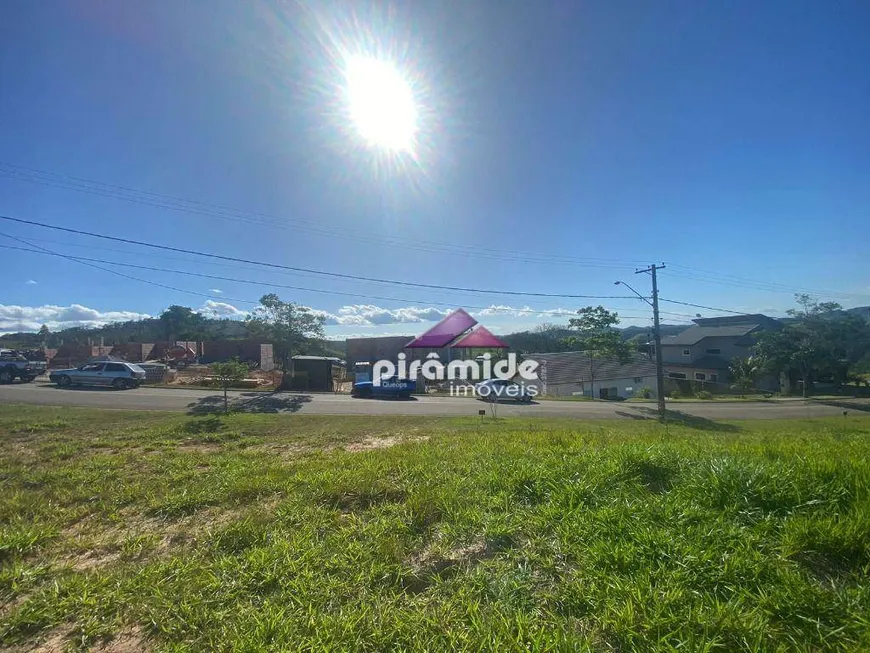 Foto 1 de Lote/Terreno à venda, 1043m² em , Jambeiro