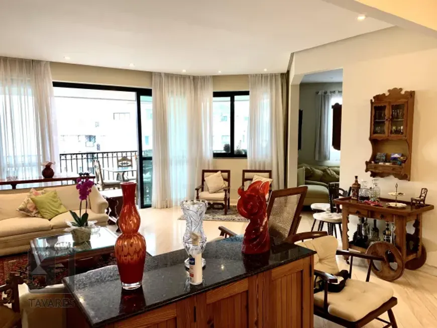 Foto 1 de Apartamento com 4 Quartos à venda, 179m² em Barra da Tijuca, Rio de Janeiro