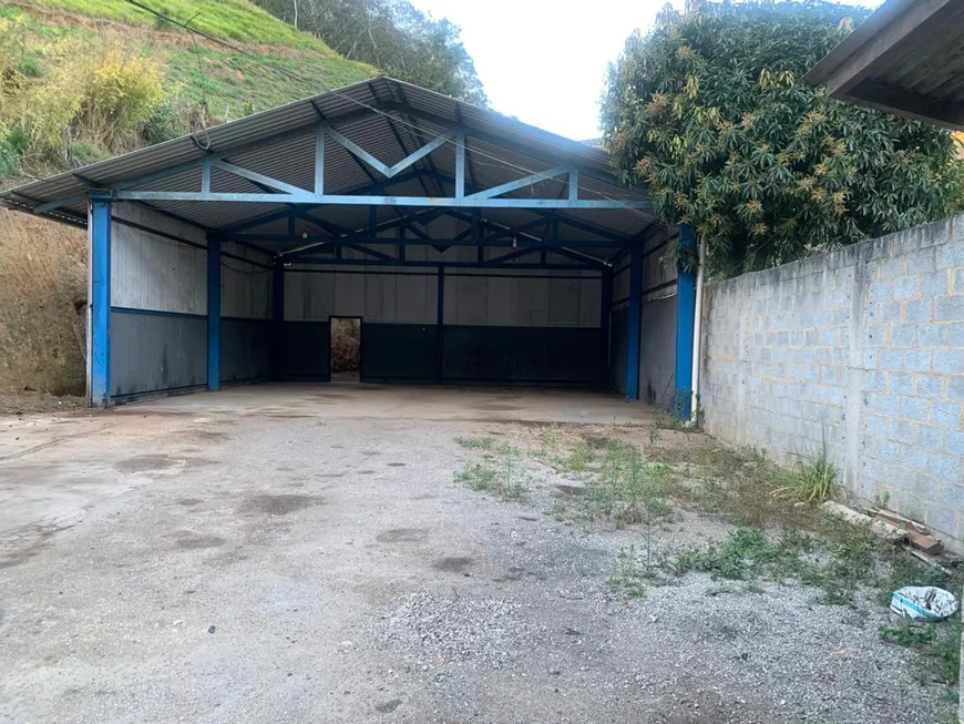 Foto 1 de Galpão/Depósito/Armazém com 1 Quarto para alugar, 160m² em Pedro do Rio, Petrópolis