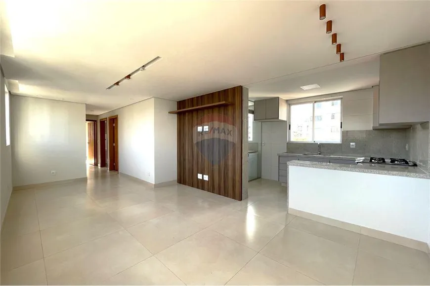 Foto 1 de Apartamento com 3 Quartos à venda, 66m² em Sagrada Família, Belo Horizonte