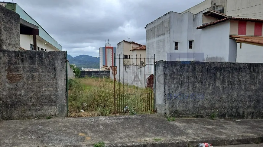 Foto 1 de Lote/Terreno à venda, 500m² em Vila Lavínia, Mogi das Cruzes