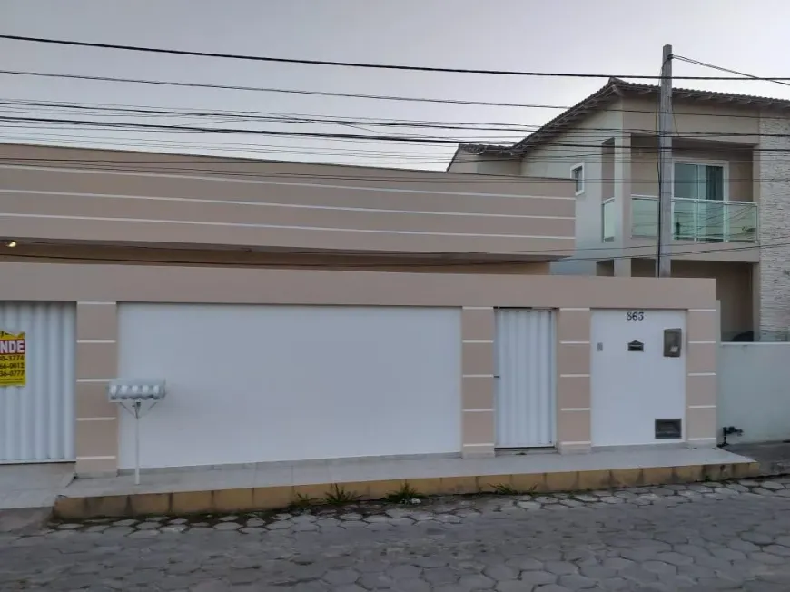 Foto 1 de Casa de Condomínio com 3 Quartos à venda, 180m² em Dunas do Pero, Cabo Frio