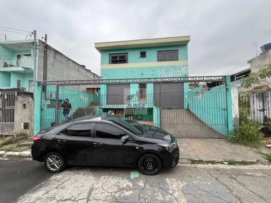 Foto 1 de Casa com 4 Quartos à venda, 305m² em Parque Maria Luiza, São Paulo