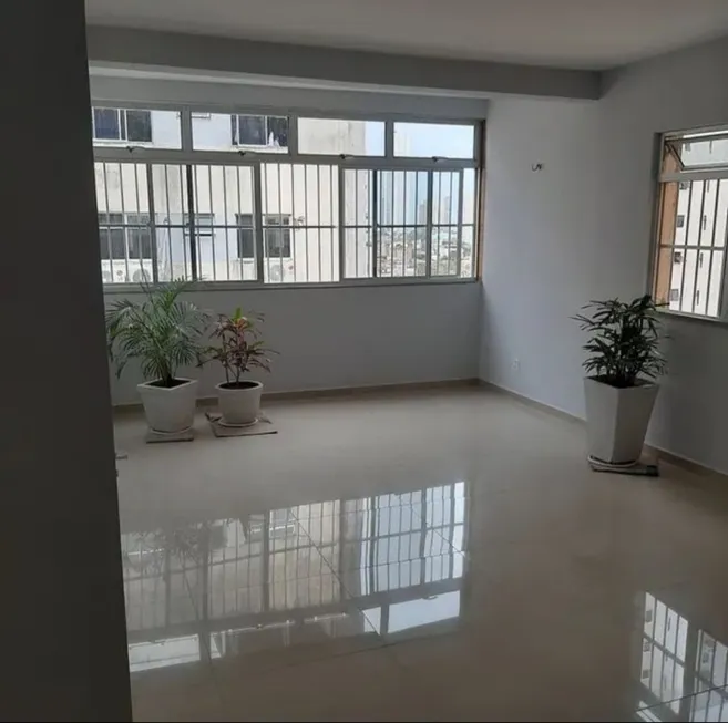 Foto 1 de Apartamento com 4 Quartos à venda, 105m² em Varjota, Fortaleza