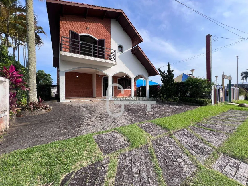 Foto 1 de Casa com 4 Quartos à venda, 236m² em Bougainvillee II, Peruíbe