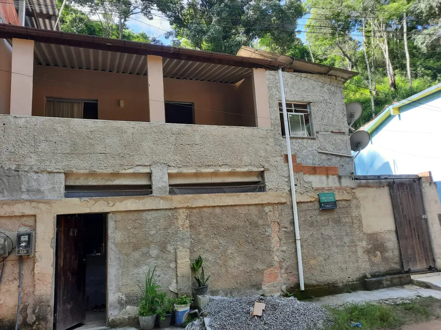 Foto 1 de Casa com 2 Quartos à venda, 70m² em Maria Paula, Niterói