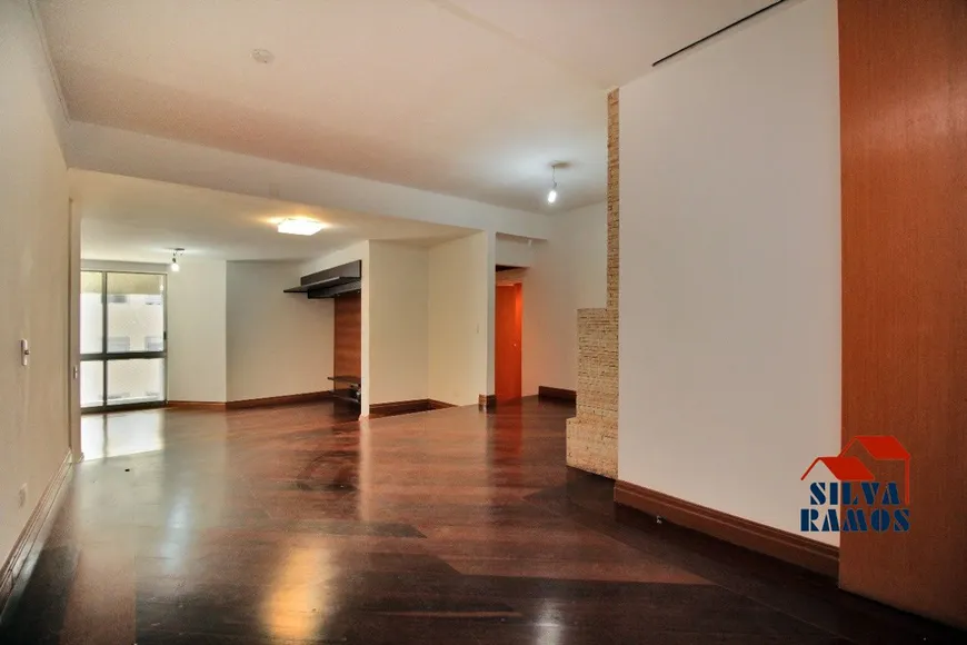 Foto 1 de Apartamento com 3 Quartos à venda, 127m² em Moema, São Paulo