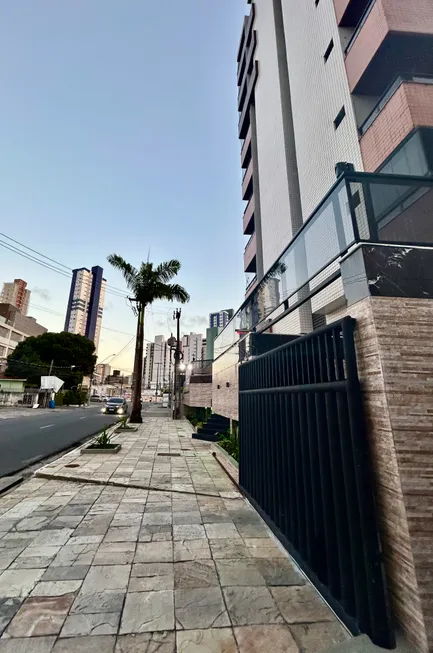 Foto 1 de Apartamento com 3 Quartos à venda, 118m² em Manaíra, João Pessoa