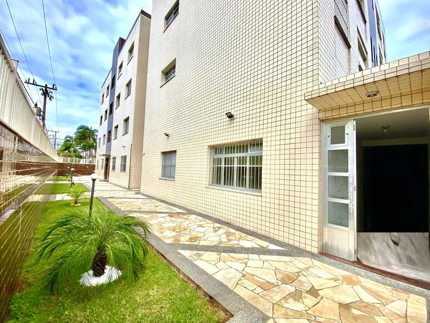Foto 1 de Apartamento com 3 Quartos à venda, 80m² em Centro, Peruíbe