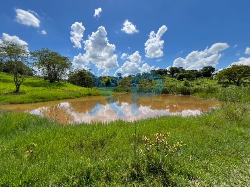 Foto 1 de Fazenda/Sítio com 3 Quartos à venda, 150m² em Area Rural de Divinopolis, Divinópolis