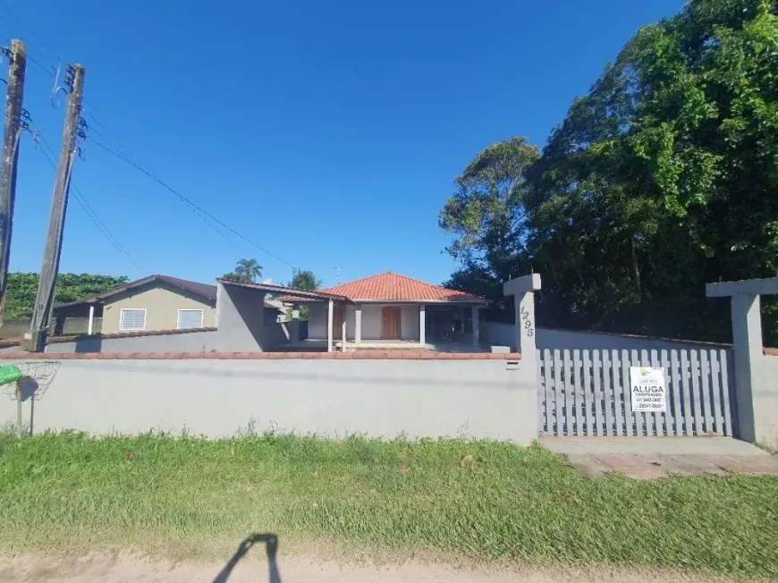 Foto 1 de Casa com 3 Quartos à venda, 175m² em Balneário Brasília, Itapoá