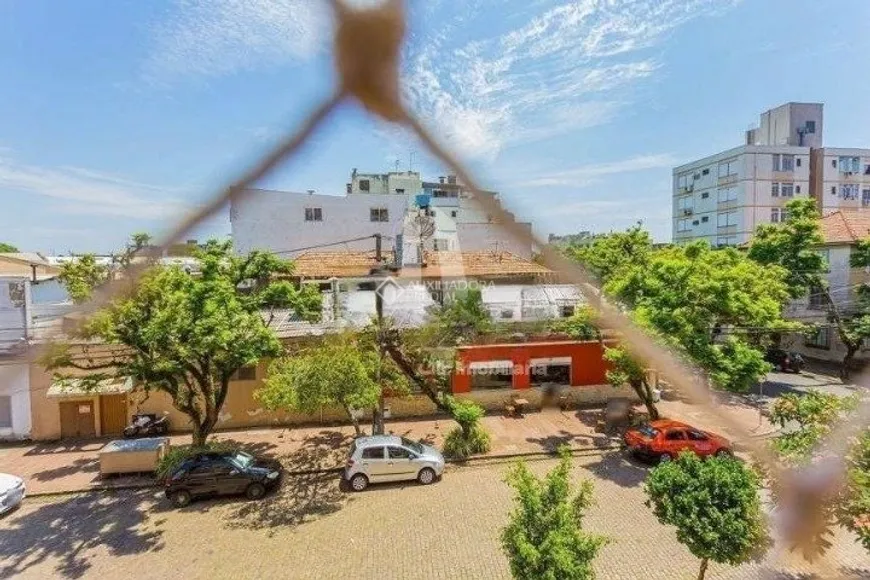 Foto 1 de Apartamento com 2 Quartos à venda, 74m² em Floresta, Porto Alegre