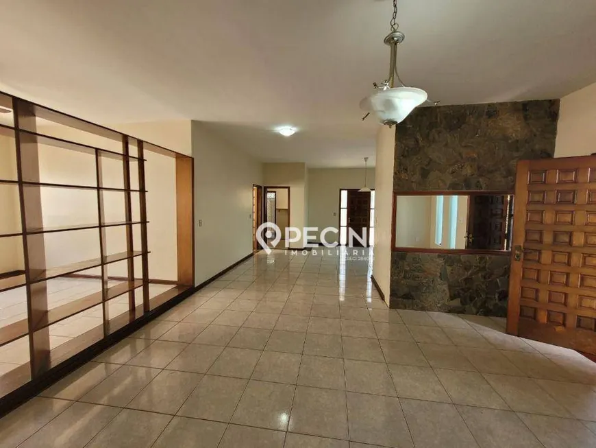 Foto 1 de Casa com 3 Quartos para venda ou aluguel, 311m² em Santa Cruz, Rio Claro