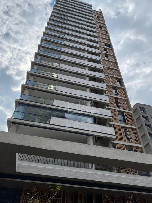 Foto 1 de Apartamento com 3 Quartos à venda, 154m² em Jardim Vila Mariana, São Paulo