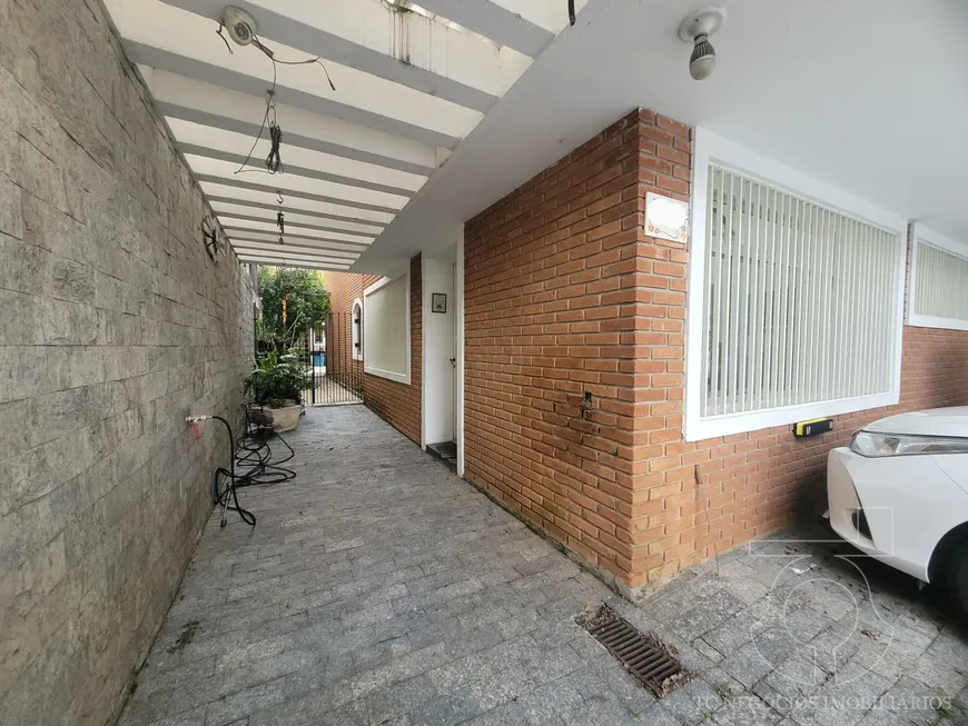 Foto 1 de Casa com 4 Quartos à venda, 250m² em Jardim Jussara, São Paulo