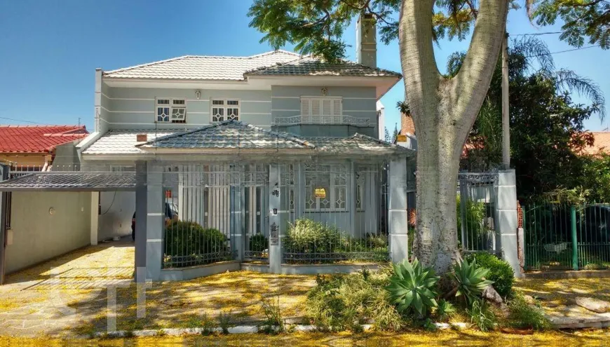 Foto 1 de Casa com 4 Quartos à venda, 300m² em Igara, Canoas