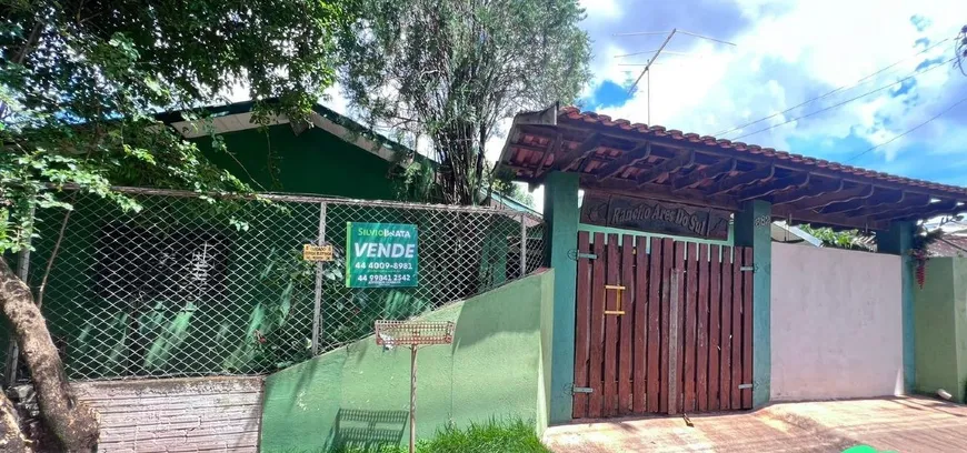 Foto 1 de Fazenda/Sítio com 3 Quartos à venda, 1000m² em , Mandaguaçu