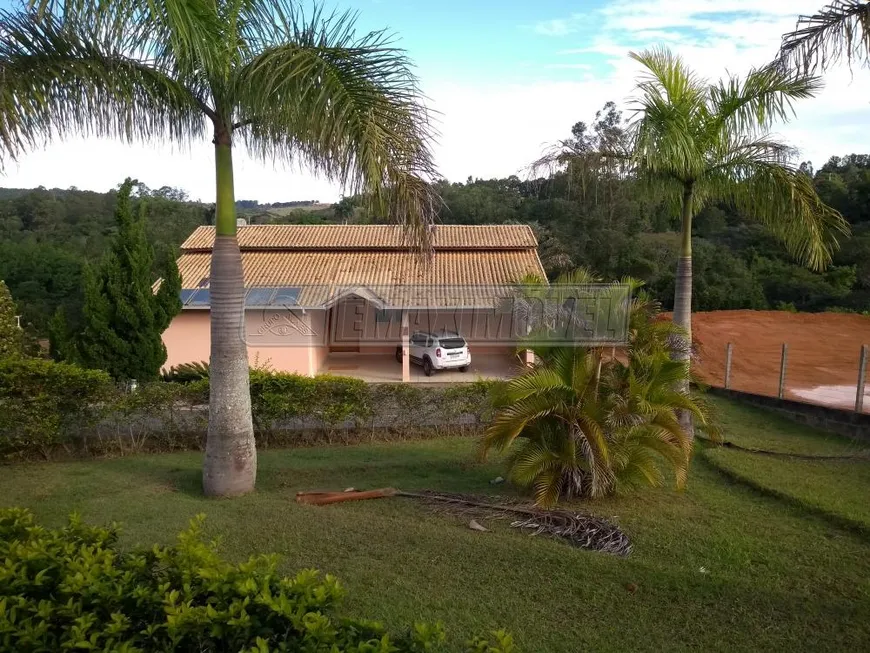 Foto 1 de Fazenda/Sítio com 3 Quartos à venda, 250m² em Chácaras Leonardi, Itu