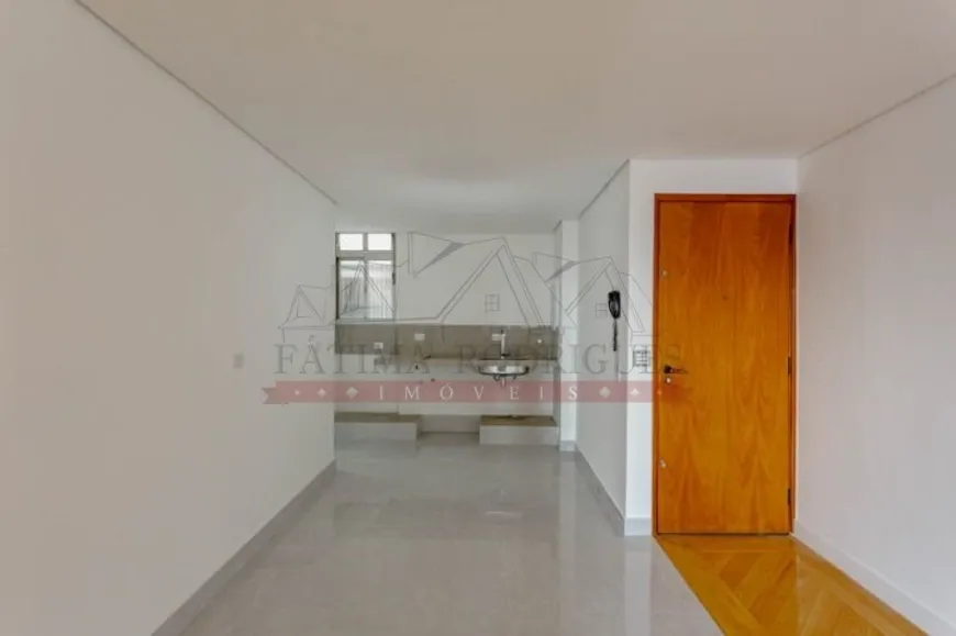 Foto 1 de Apartamento com 3 Quartos para venda ou aluguel, 106m² em Perdizes, São Paulo