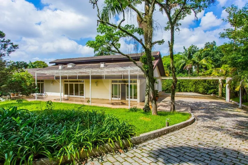 Foto 1 de Casa de Condomínio com 4 Quartos para alugar, 1400m² em Chácara Flora, São Paulo