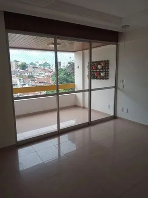 Foto 1 de Apartamento com 2 Quartos à venda, 95m² em Brotas, Salvador