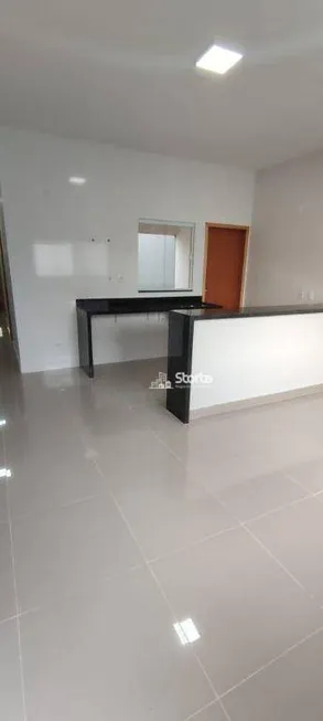 Foto 1 de Casa com 3 Quartos à venda, 68m² em Loteamento Monte Hebron, Uberlândia