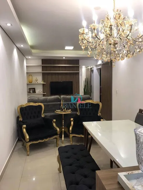 Foto 1 de Apartamento com 3 Quartos à venda, 80m² em Jardim dos Manacás, Araraquara