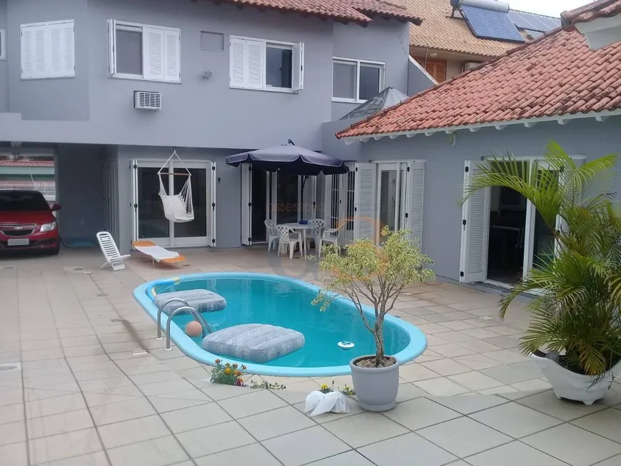 Foto 1 de Casa com 3 Quartos à venda, 194m² em Colina do Sol, Pelotas