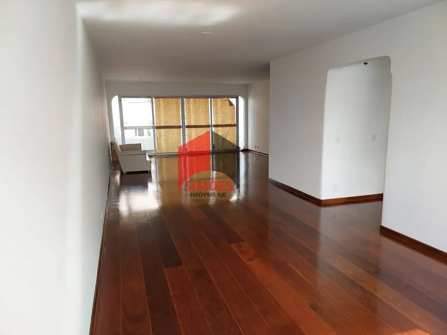 Foto 1 de Apartamento com 4 Quartos para venda ou aluguel, 214m² em Vila Adyana, São José dos Campos