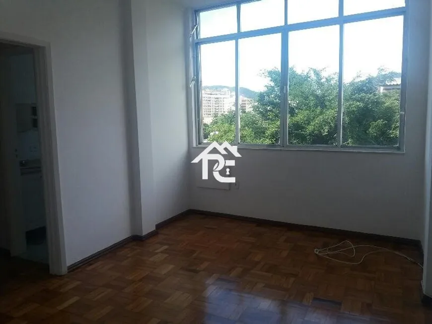 Foto 1 de Apartamento com 1 Quarto à venda, 42m² em Botafogo, Rio de Janeiro