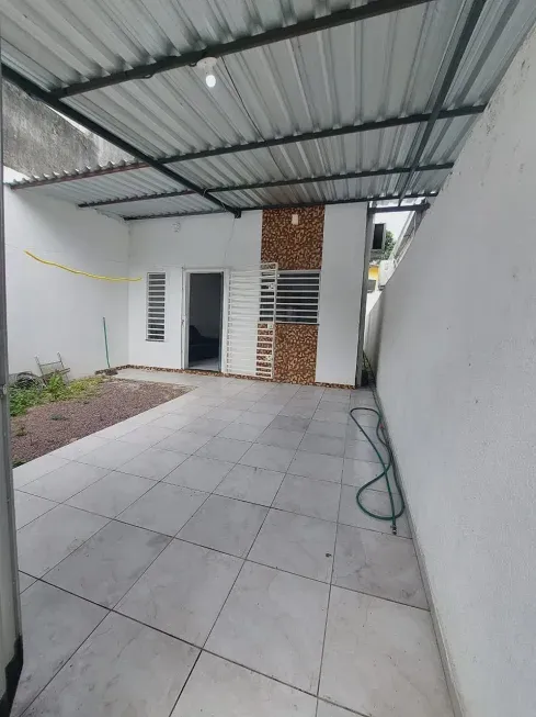 Foto 1 de Casa com 2 Quartos à venda, 89m² em Jardim das Flores, Osasco