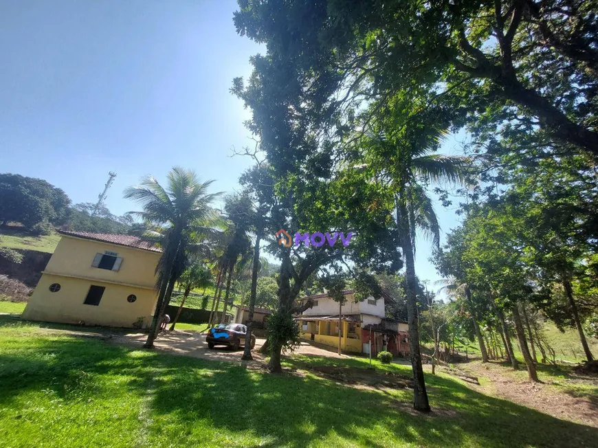 Foto 1 de Fazenda/Sítio com 4 Quartos à venda, 180m² em Duques, Tanguá