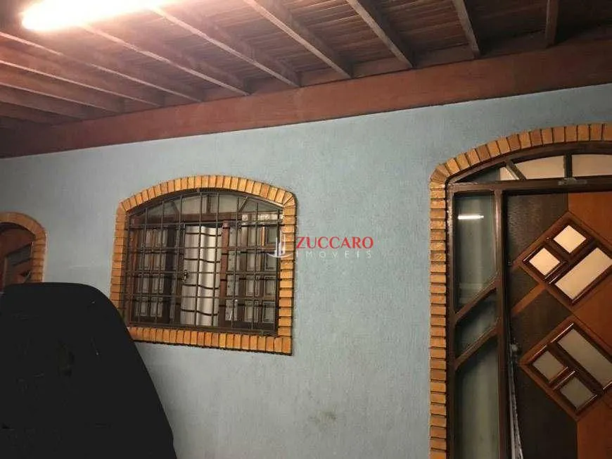 Foto 1 de Casa com 3 Quartos à venda, 149m² em Jardim Santa Francisca, Guarulhos