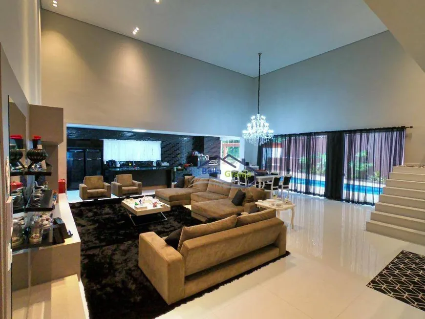 Foto 1 de Casa de Condomínio com 3 Quartos à venda, 254m² em Sao Paulo II, Cotia
