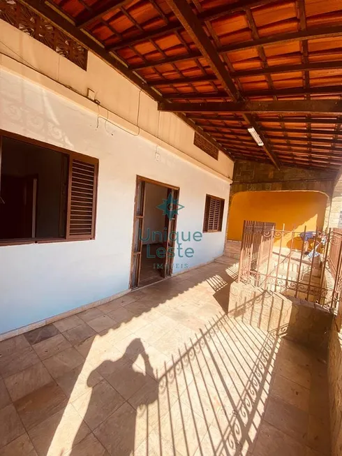 Foto 1 de Casa com 5 Quartos à venda, 340m² em Vila Nova Vista, Sabará