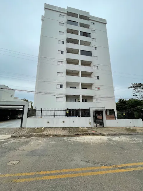 Foto 1 de Apartamento com 3 Quartos à venda, 87m² em Maracana, Anápolis