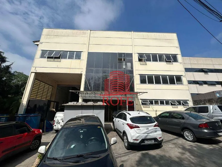 Foto 1 de Galpão/Depósito/Armazém à venda, 1030m² em Vila Jovina, Cotia