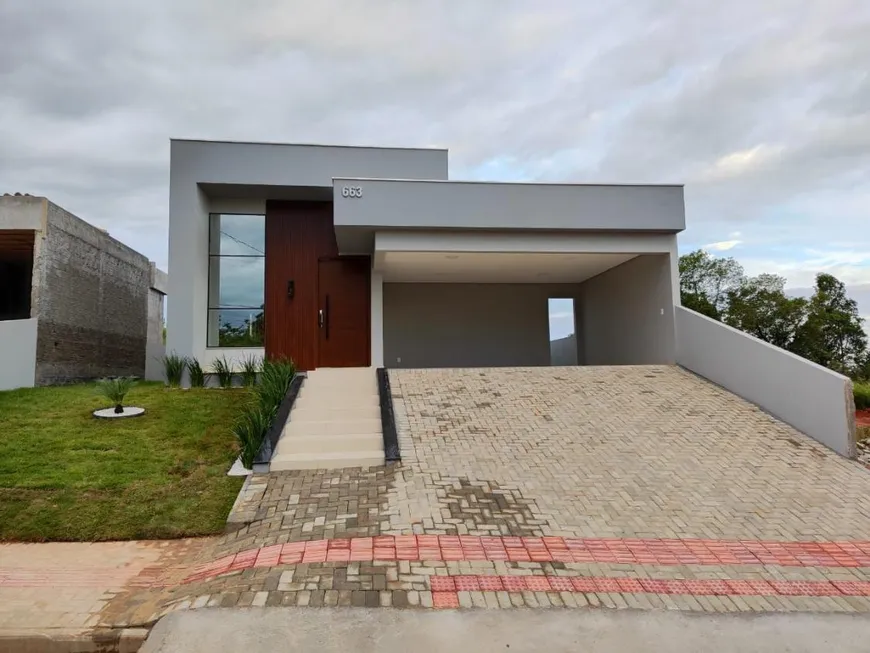 Foto 1 de Casa com 3 Quartos à venda, 160m² em Cristo Rei, Içara