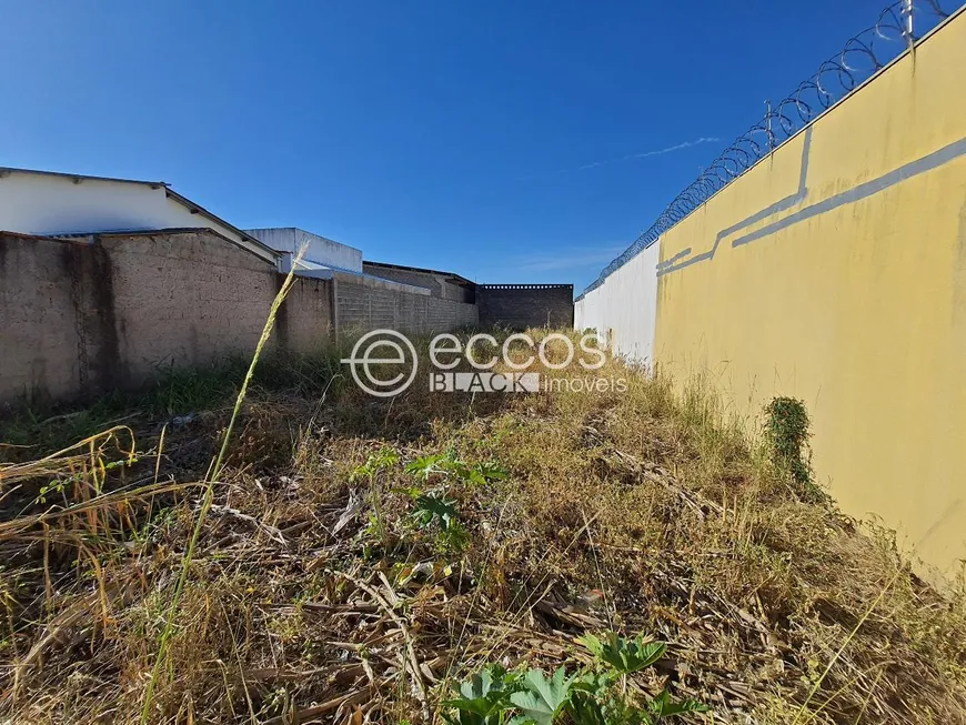 Foto 1 de Lote/Terreno à venda, 400m² em Minas Gerais, Uberlândia