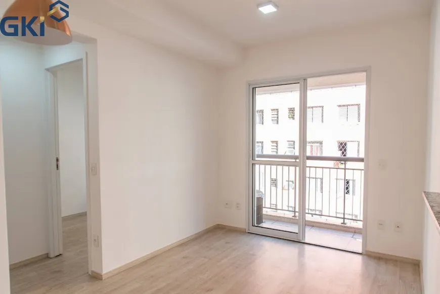 Foto 1 de Apartamento com 1 Quarto à venda, 38m² em Vila Santana, São Paulo