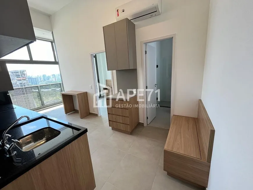 Foto 1 de Apartamento com 1 Quarto para alugar, 45m² em Moema, São Paulo