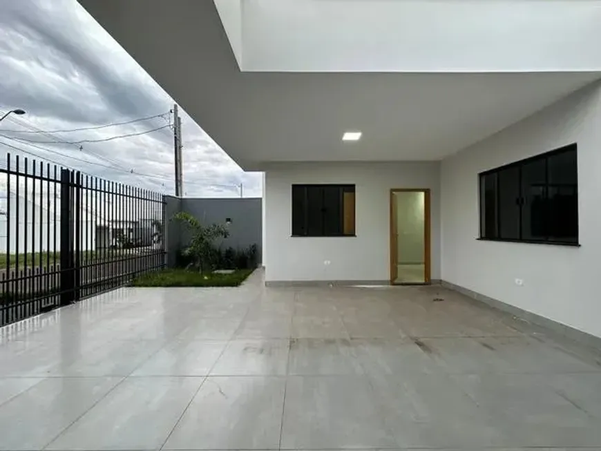 Foto 1 de Casa com 3 Quartos à venda, 80m² em Jardim Munique, Maringá