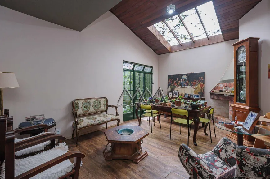 Foto 1 de Casa com 5 Quartos para alugar, 352m² em Belvedere, Belo Horizonte